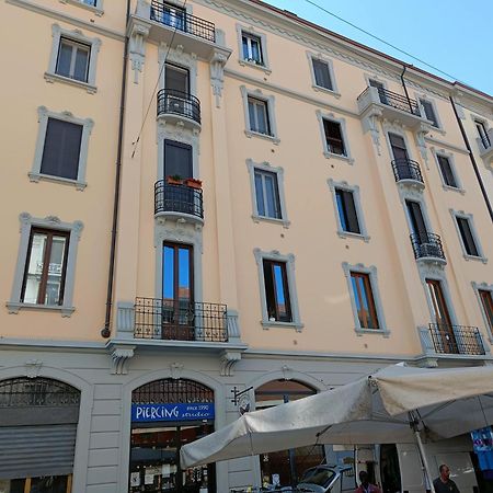 Da Rosa E Pier - Charming Central Apartment Milaan Buitenkant foto